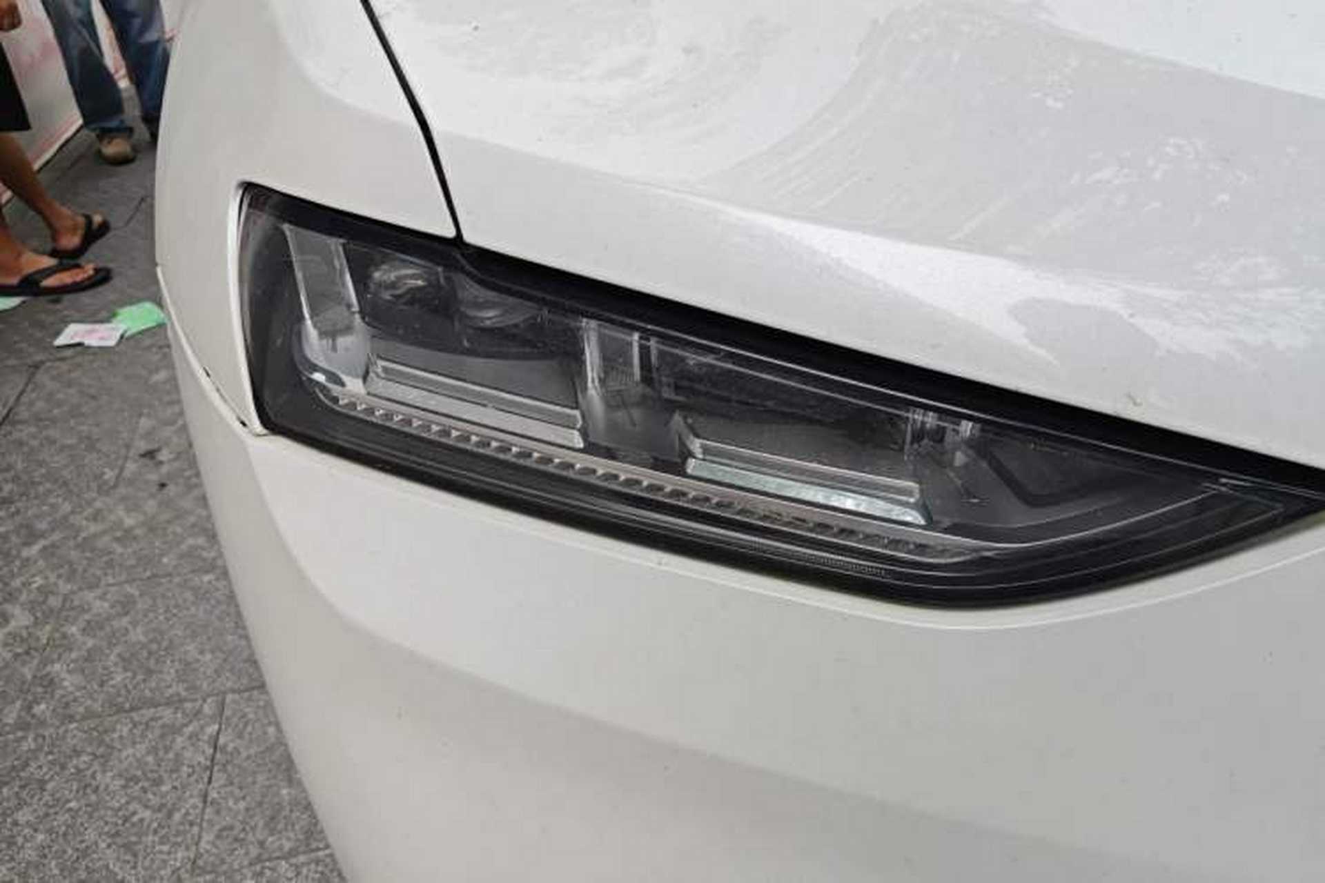 Used Wey VV7 2017 VV7c 2.0T Luxury Model Right Front Headlight