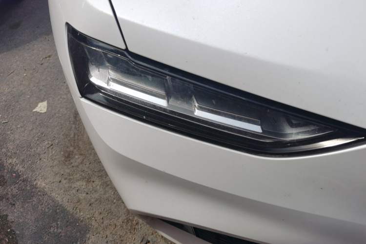 Used Wey VV7 2017 2.0T Flagship Model Right Front Headlight