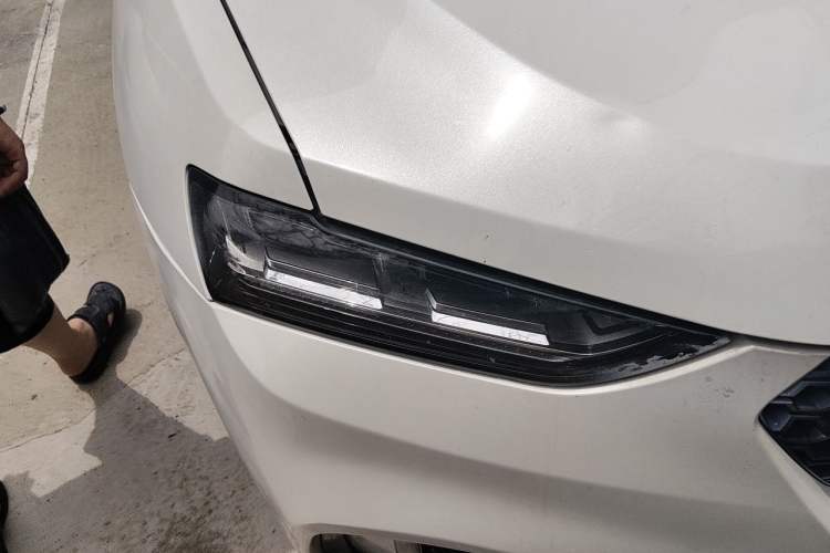Used Wey VV7 2017 2.0T Flagship Model Right Front Headlight