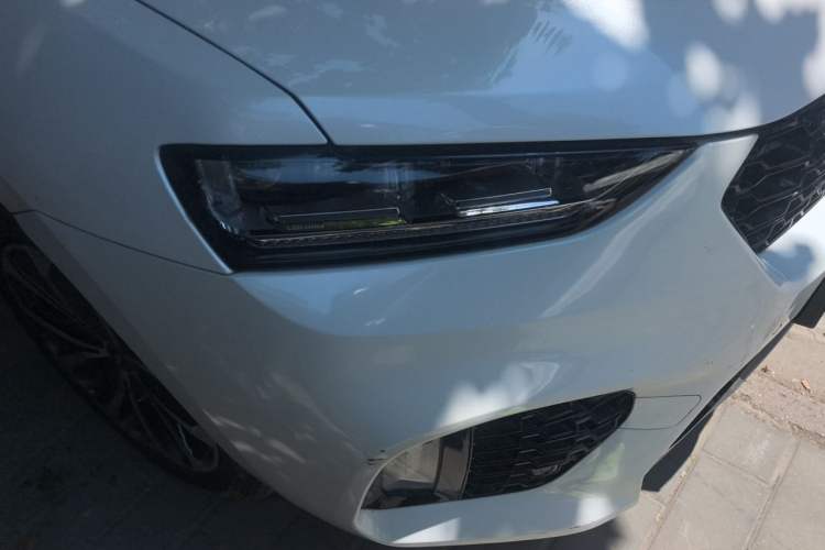 Used Wey VV7 2017 2.0T Ultra-Luxury Version Right Front Headlight