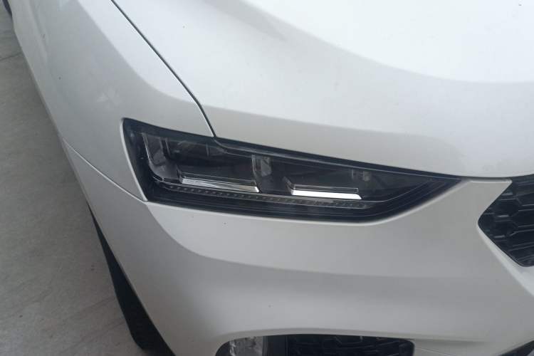 Used Wey VV7 2017 2.0T Ultra-Luxury Version Right Front Headlight