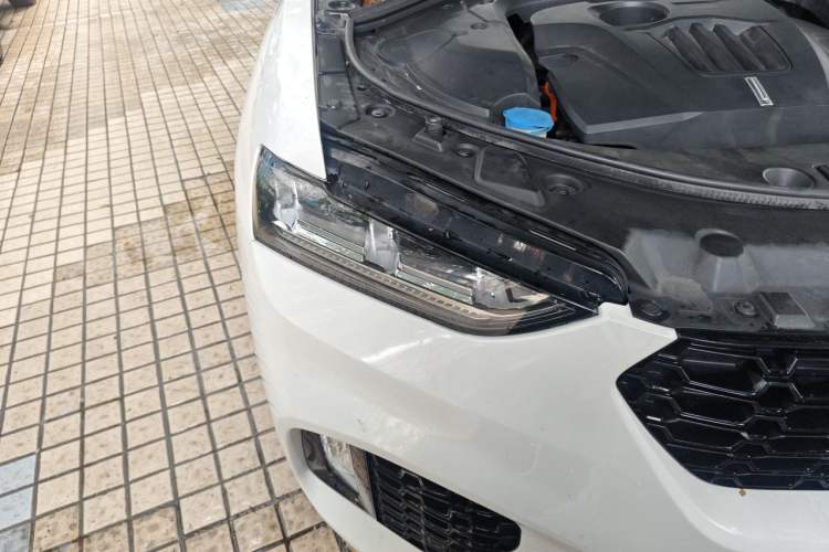 Used Wey VV7 2017 2.0T Flagship Model Right Front Headlight