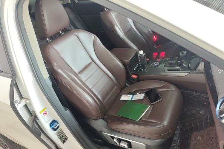 Used Wey VV7 2017 2.0T Flagship Model Right Front Seat