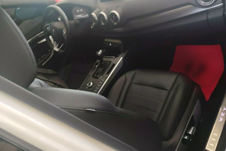 Used Wey VV7 2017 2.0T Flagship Model Right Front Seat