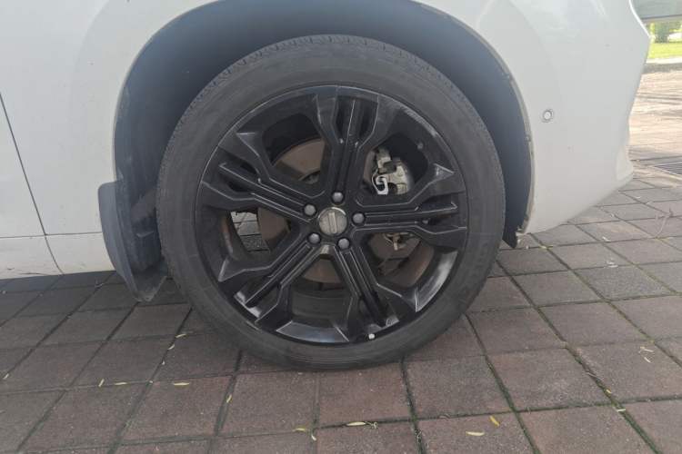 Used Wey VV7 2017 2.0T Flagship Model Right Front Wheel Hub