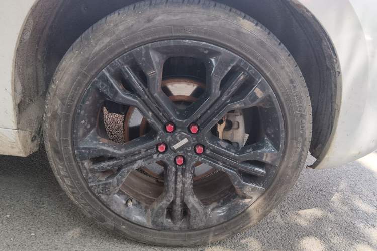 Used Wey VV7 2017 2.0T Flagship Model Right Front Wheel Hub
