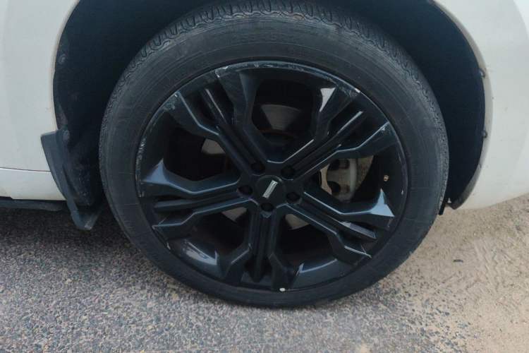 Used Wey VV7 2017 2.0T Flagship Model Right Front Wheel Hub