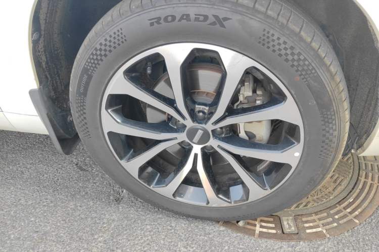 Used Wey VV7 2017 2.0T Ultra-Luxury Version Right Front Wheel Hub