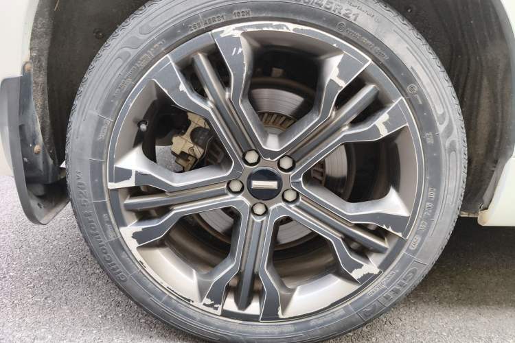 Used Wey VV7 2017 2.0T Flagship Model Right Front Wheel Hub