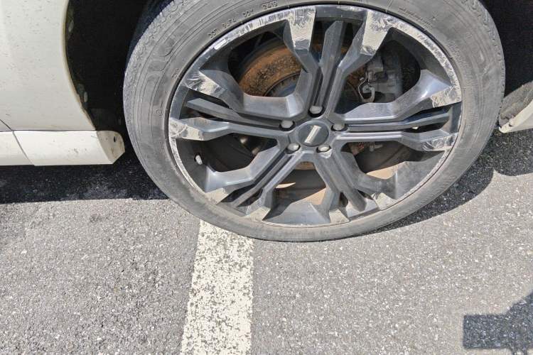 Used Wey VV7 2017 2.0T Flagship Model Right Front Wheel Hub