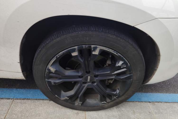 Used Wey VV7 2017 2.0T Flagship Model Right Front Wheel Hub