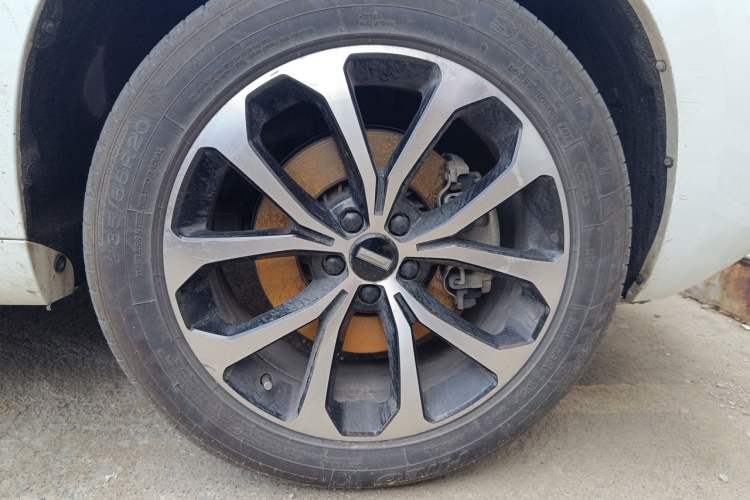 Used Wey VV7 2017 2.0T Luxury Model Right Front Wheel Hub