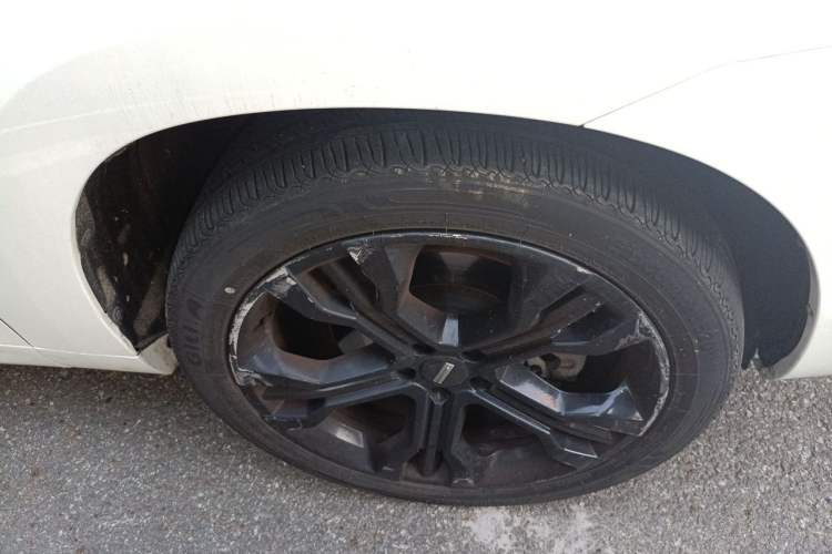 Used Wey VV7 2017 2.0T Flagship Model Right Front Wheel Hub