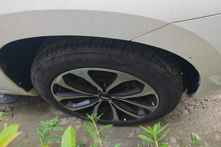 Used Wey VV7 2017 2.0T Luxury Model Right Front Wheel Hub