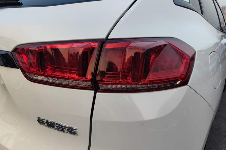 Used Wey VV7 2017 2.0T Flagship Model Right Rear Taillight