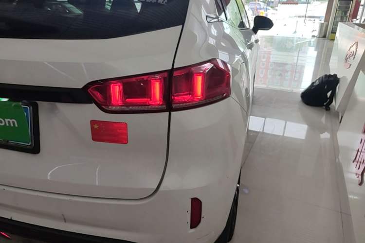 Used Wey VV7 2017 2.0T Flagship Model Right Rear Taillight