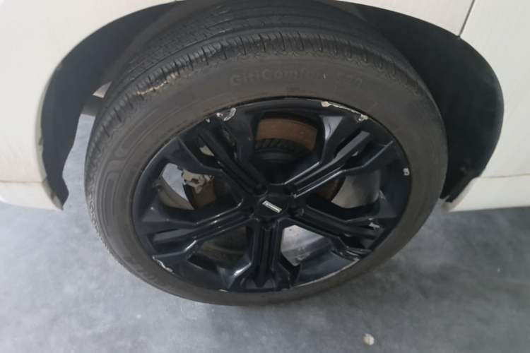 Used Wey VV7 2017 2.0T Flagship Model Right Rear Wheel Hub