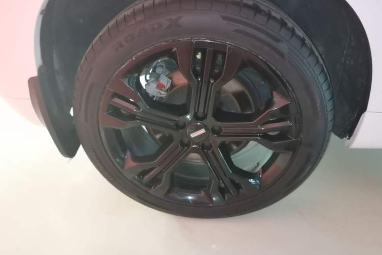 Used Wey VV7 2017 2.0T Flagship Model Right Rear Wheel Hub