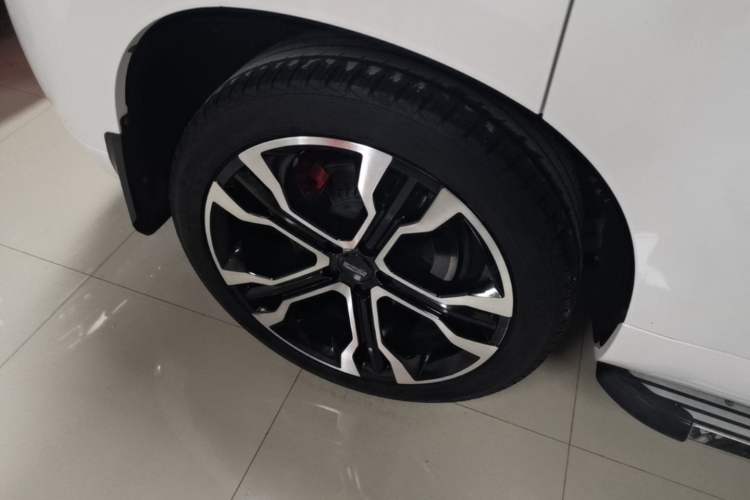 Used Wey VV7 2017 2.0T Flagship Model Right Rear Wheel Hub
