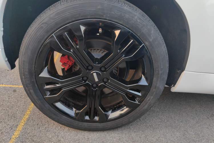 Used Wey VV7 2017 2.0T Flagship Model Right Rear Wheel Hub