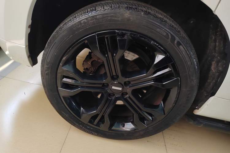 Used Wey VV7 2017 2.0T Flagship Model Right Rear Wheel Hub