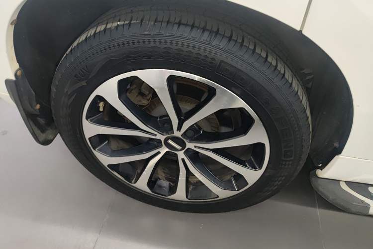 Used Wey VV7 2017 2.0T Ultra-Luxury Version Right Rear Wheel Hub