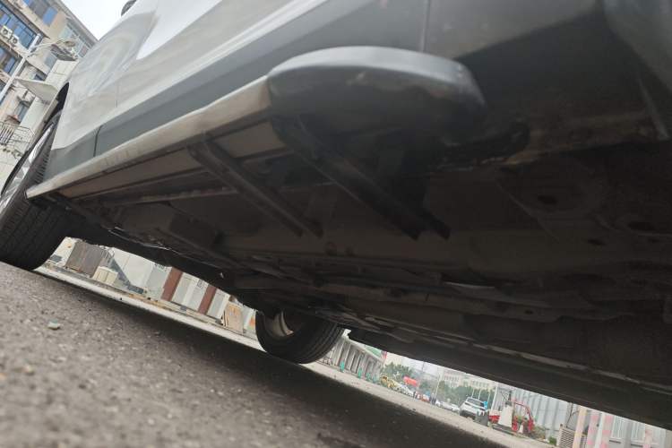 Used Wey VV7 2017 VV7c 2.0T Supreme Model Right Side Sill