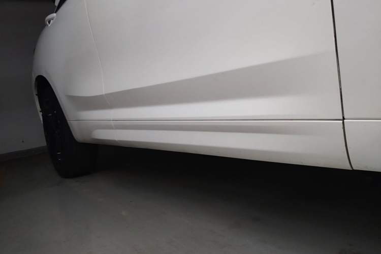 Used Wey VV7 2017 2.0T Flagship Model Right Side Sill