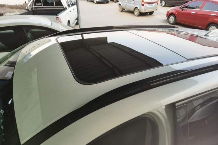Used Wey VV7 2017 2.0T Ultra-Luxury Version Roof