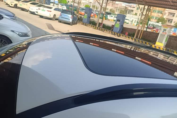 Used Wey VV7 2017 2.0T Ultra-Luxury Version Roof