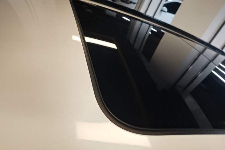 Used Wey VV7 2017 2.0T Flagship Model Roof