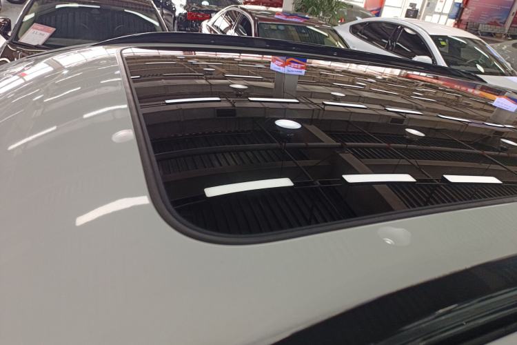 Used Wey VV7 2017 2.0T Ultra-Luxury Version Roof