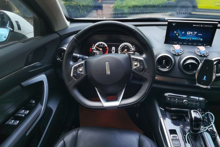 Used Wey VV7 2017 2.0T Flagship Model Steering Wheel