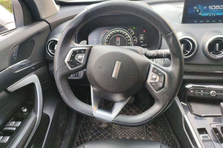 Used Wey VV7 2017 2.0T Ultra-Luxury Version Steering Wheel