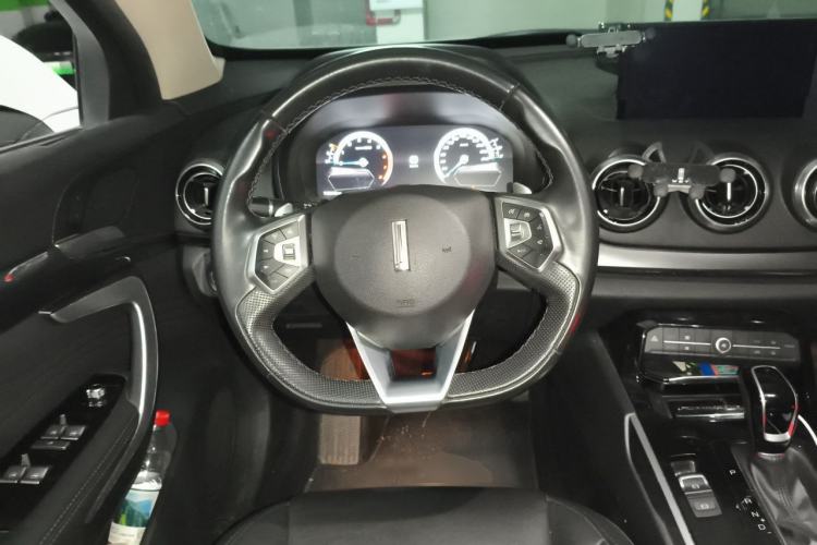 Used Wey VV7 2017 2.0T Ultra-Luxury Version Steering Wheel