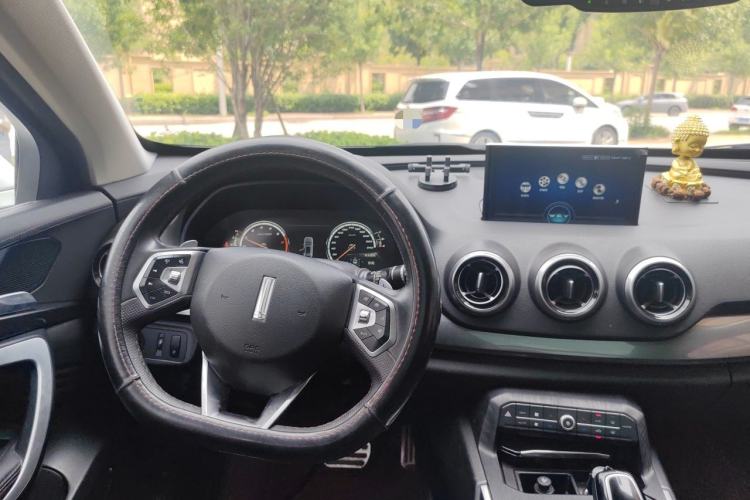 Used Wey VV7 2017 2.0T Flagship Model Steering Wheel