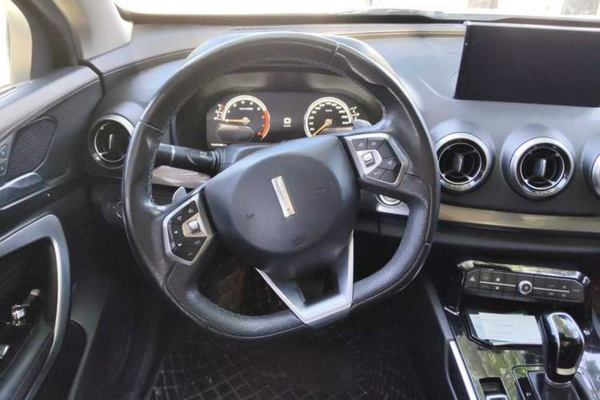 Used Wey VV7 2017 2.0T Luxury Model Steering Wheel