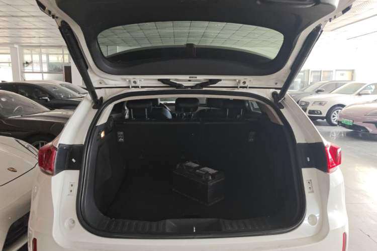 Used Wey VV7 2017 VV7c 2.0T Flagship Model Trunk