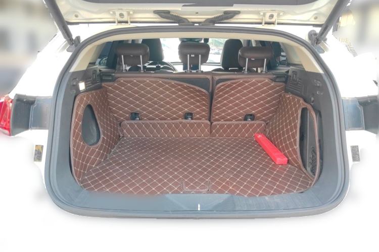 Used Wey VV7 2017 2.0T Ultra-Luxury Version Trunk
