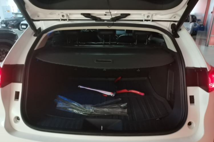 Used Wey VV7 2017 2.0T Flagship Model Trunk