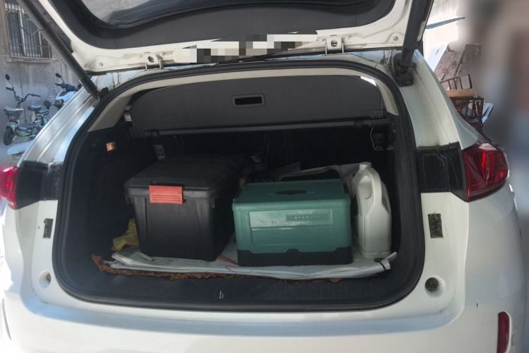 Used Wey VV7 2017 2.0T Ultra-Luxury Version Trunk