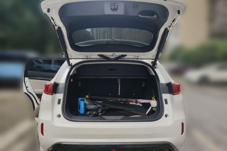 Used Wey VV7 2017 2.0T Ultra-Luxury Version Trunk