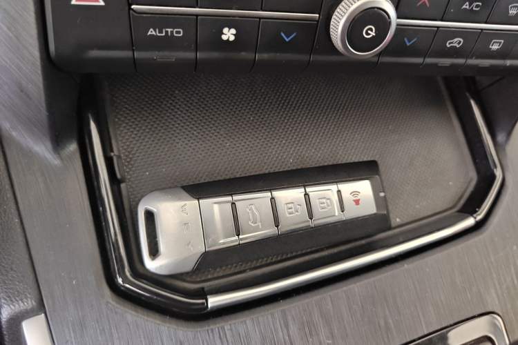 Used Wey VV7 2017 VV7c 2.0T Flagship Model Vehicle Key