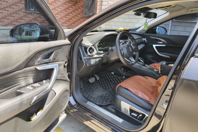 Used Wey VV7 2019 Upgraded Model 2.0T Flagship Version China VI Driver Seat