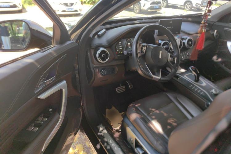Used Wey VV7 2019 Upgraded Model 2.0T Flagship Version China VI Driver Seat