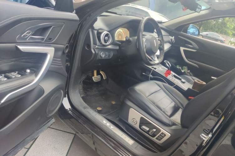 Used Wey VV7 2019 Upgraded Model 2.0T Ultra-Luxury Version China V Standard Driver Seat