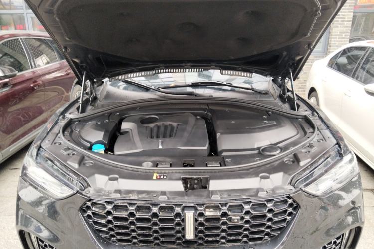 Used Wey VV7 2019 Upgraded Model 2.0T Ultra-Luxury Version China V Standard Engine Bay