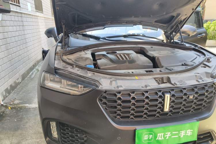 Used Wey VV7 2019 Upgraded Model 2.0T Flagship Version China VI Engine Bay Right