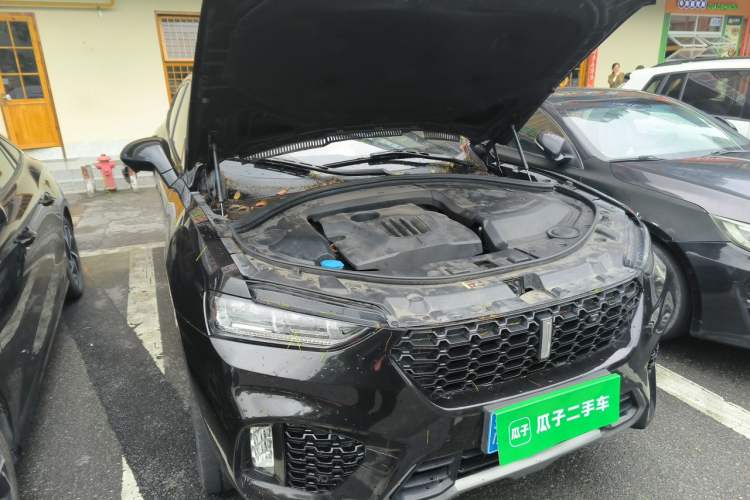 Used Wey VV7 2019 Upgraded Model 2.0T Flagship Version China VI Engine Bay Right