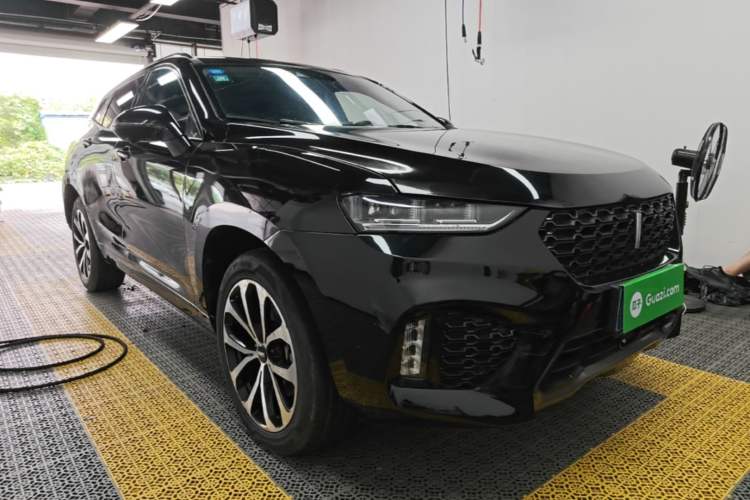Used Wey VV7 2019 Upgraded Model 2.0T Ultra-Luxury Version China VI Standard Front Right 45 Deg